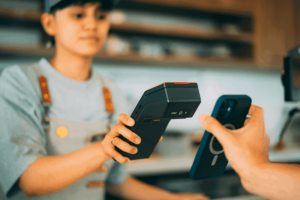 Máy POS cầm tay iMin M2